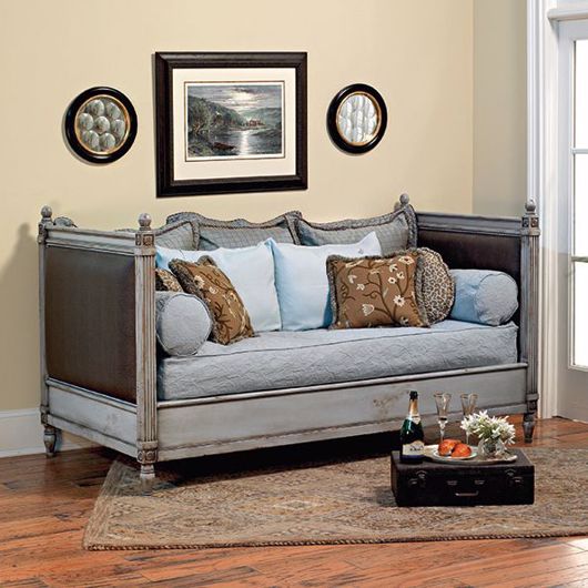 Picture of MURIEL DAYBED