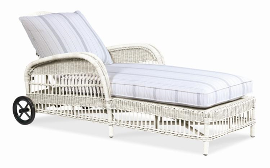 Picture of MAINLAND WICKER ARTICULATING CHAISE