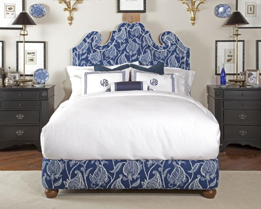 Picture of QUEEN UPHOLSTERED BED BASE