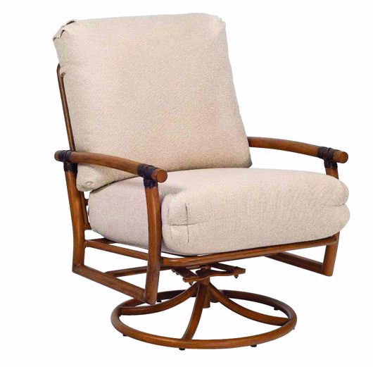 Picture of GLADE ISLE CUSHION SWIVEL ROCKING LOUNGE CHAIR