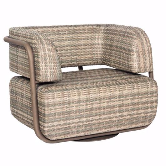 Picture of SANTA FE SWIVEL LOUNGE CHAIR