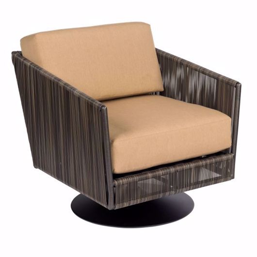 Picture of SONATA SWIVEL LOUNGE CHAIR