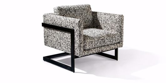 Picture of DESIGN CLASSIC 989 LOUNGE CHAIR